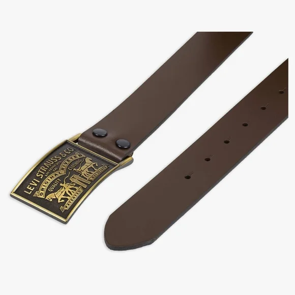 New Levi's Straus leather belt and belt buckle - Picture 3 of 6